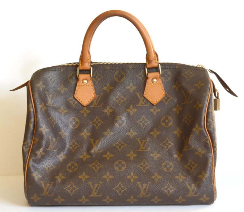 Clean a Louis Vuitton Bag