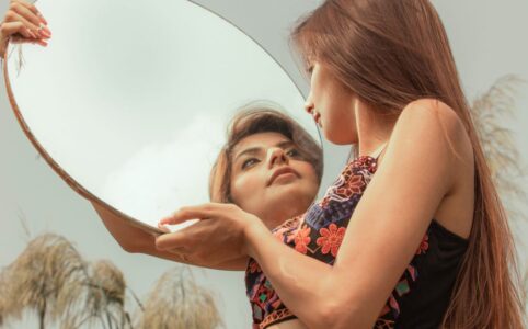 What is the Power of Mirror Gazing?